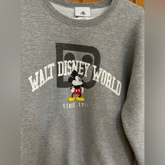 Walt Disney Sweatshirt - Picture 2 of 3
